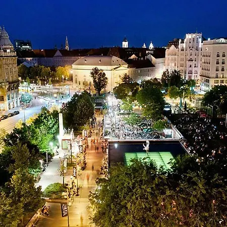 Kingdom & Car Parking On-site & Aircon & Quiet & Family Friendly Budapešť
